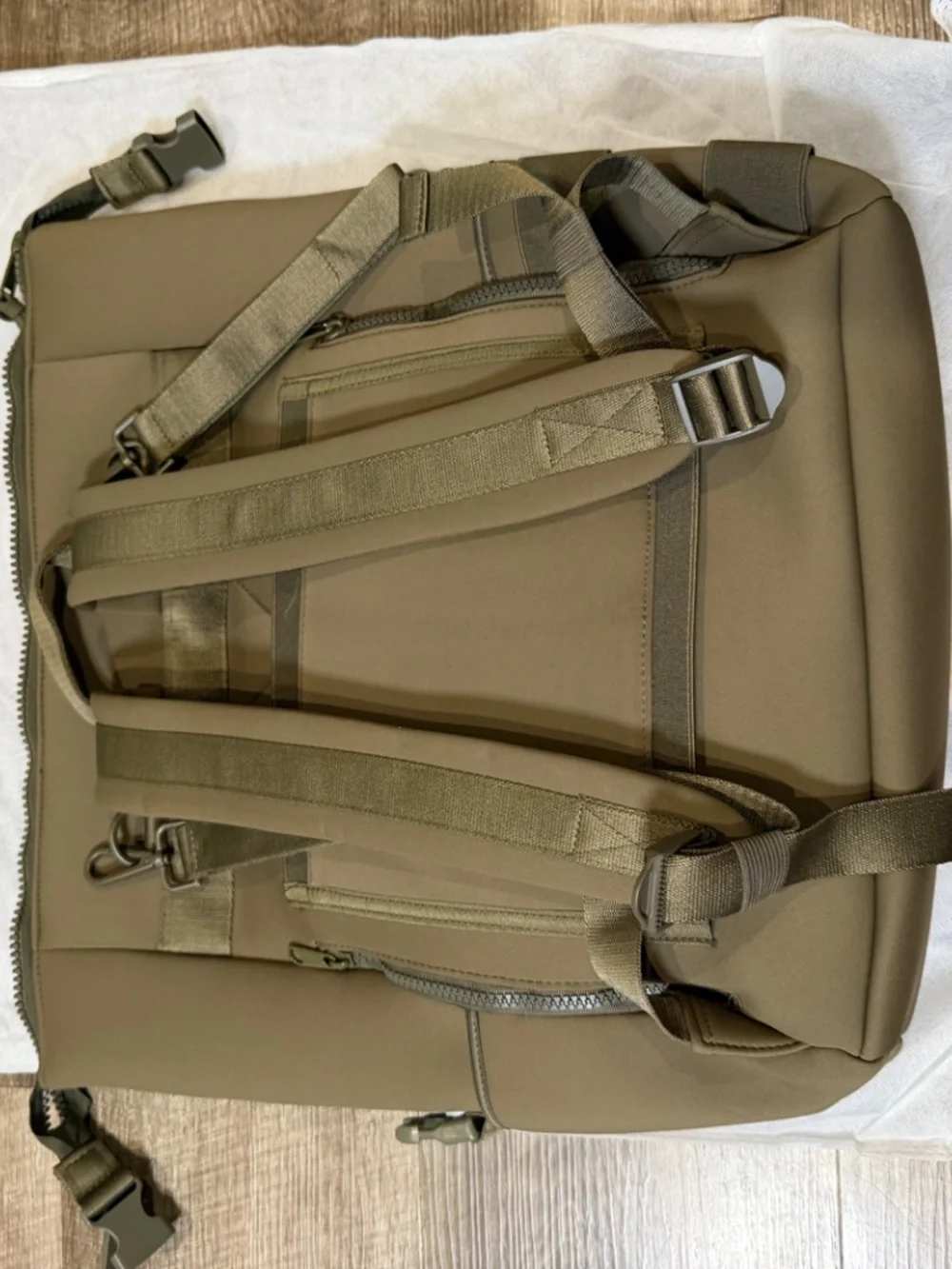 Bunso Baby Neoprene Minimalist Backpack Diaper Bag change pad waterproof new